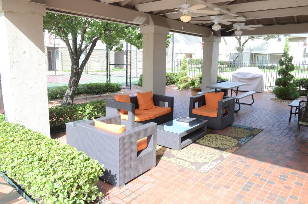 Moody Manor Aparthotel ฮูสตัน ภายนอก รูปภาพ